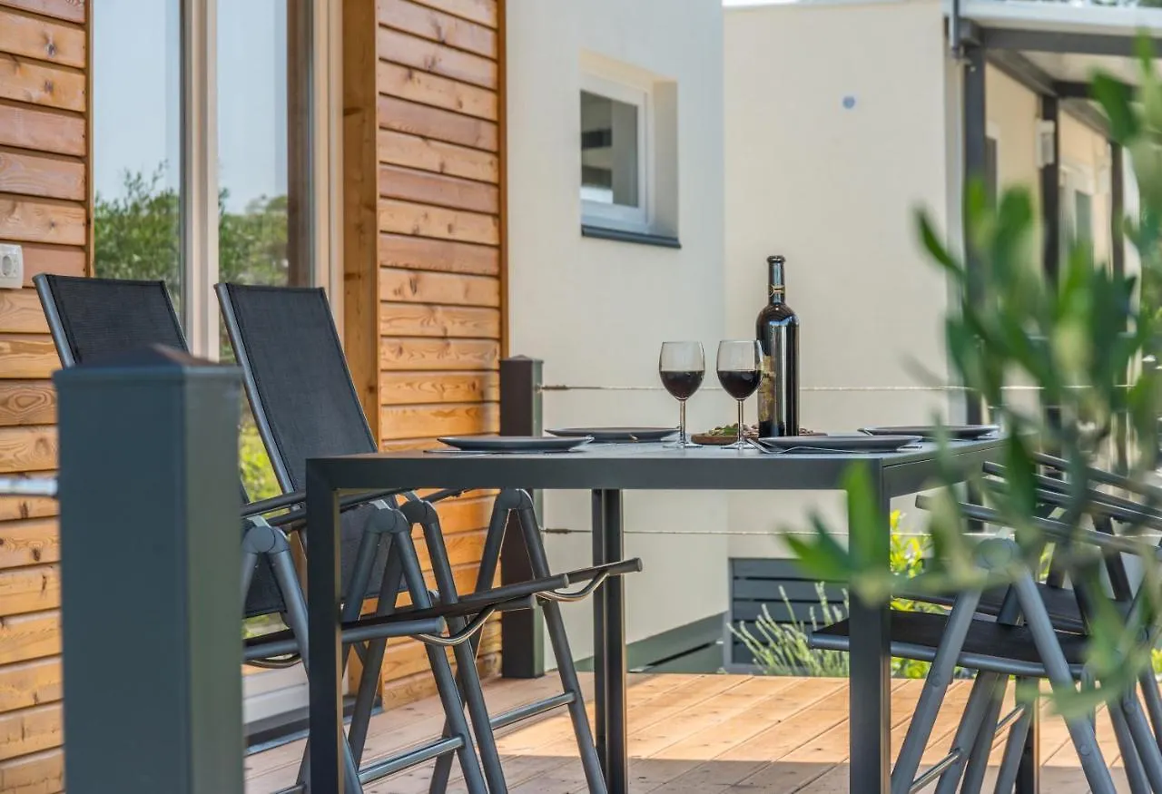 Villa Mobile House Mm Biograd Na Moru Сasa de vacaciones