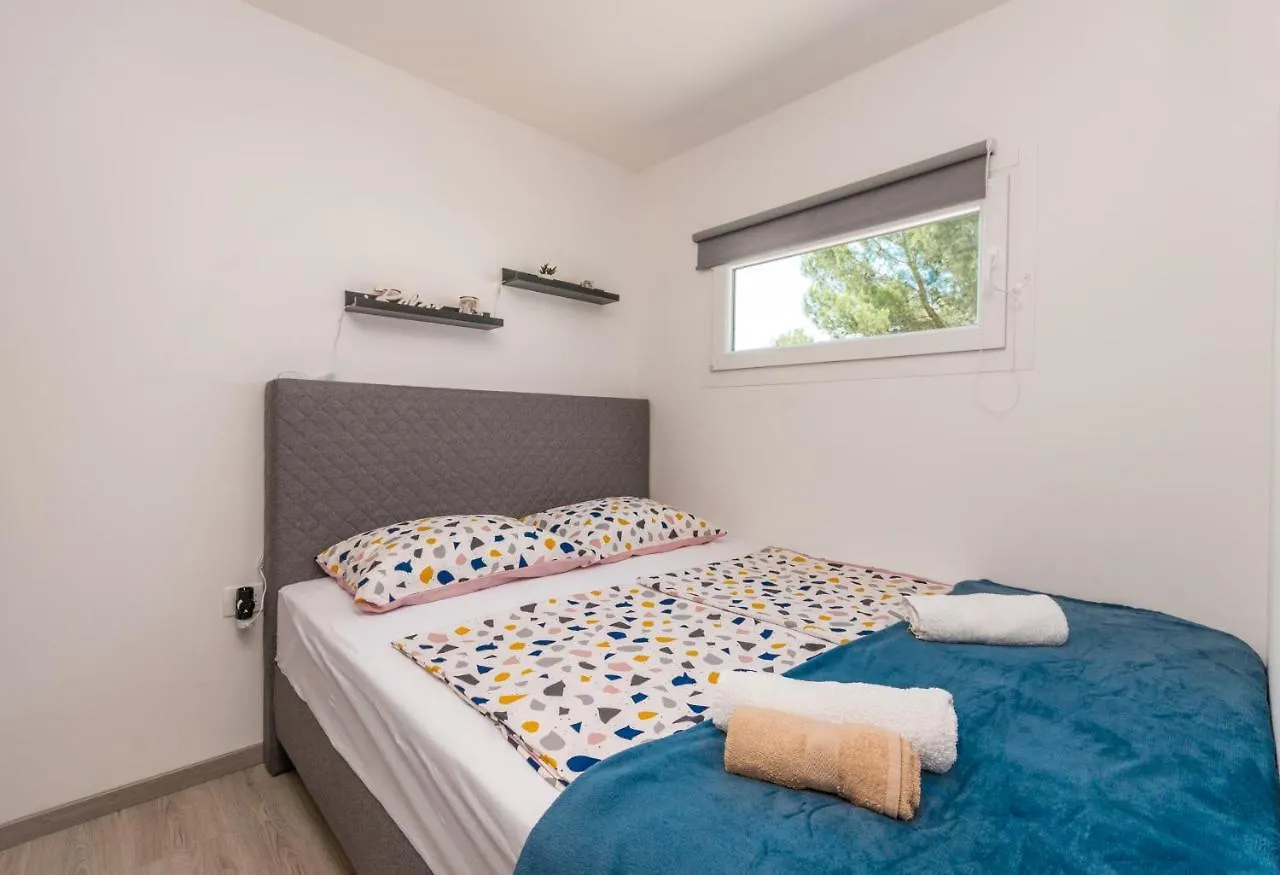 Сasa de vacaciones Villa Mobile House Mm Biograd Na Moru Croacia
